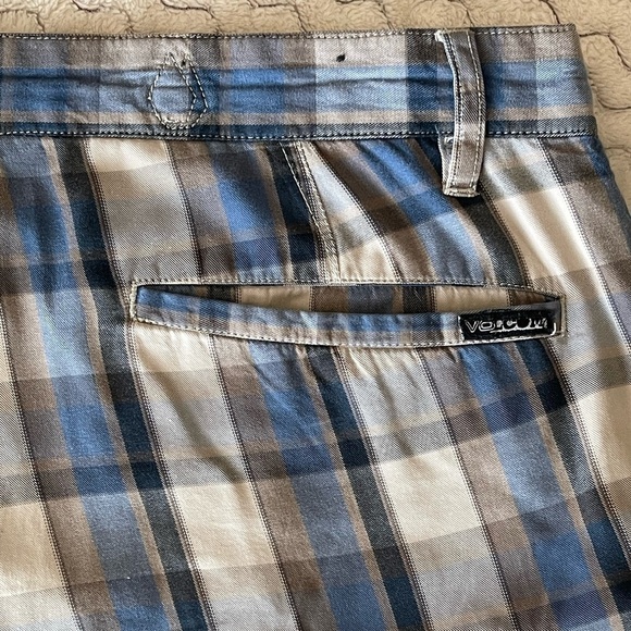 Men's Volcom Guilford Blue Plaid 5 pocket Skater Shorts Chino Shorts size 38 - Picture 5 of 8